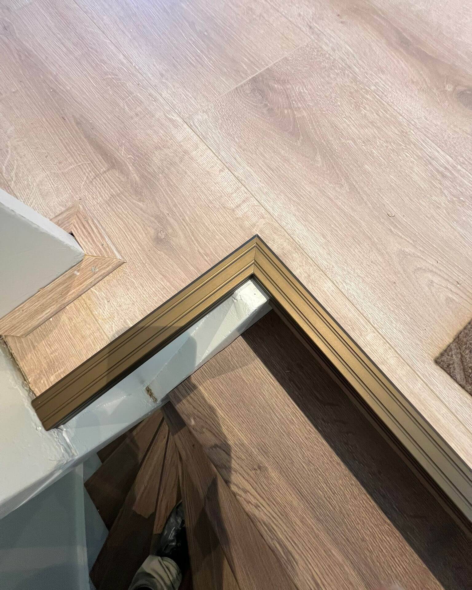 Detail_traprenovatie-Hillegom-Bollenstreek-Laminaat